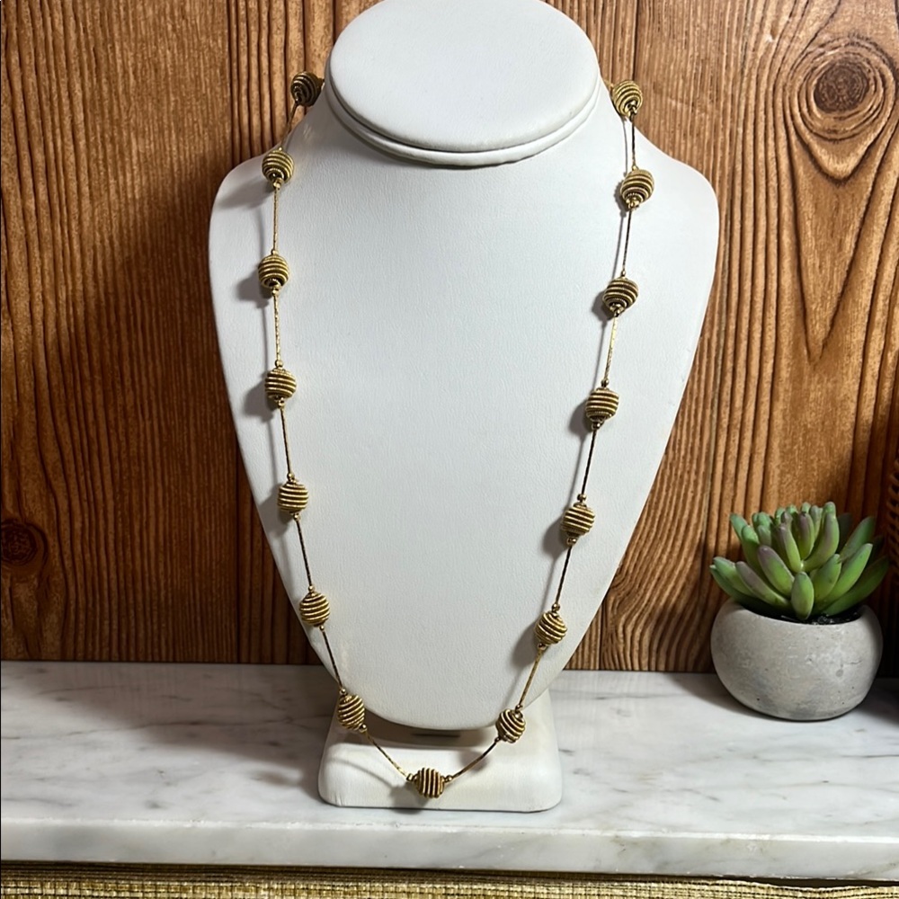 Vintage 1980’s Trifari tm signed 25” Gold Tone Mesh Bead Necklace